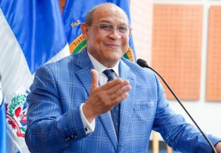 santos badia representara abinader