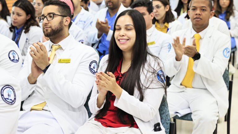 sns reconoce medicos