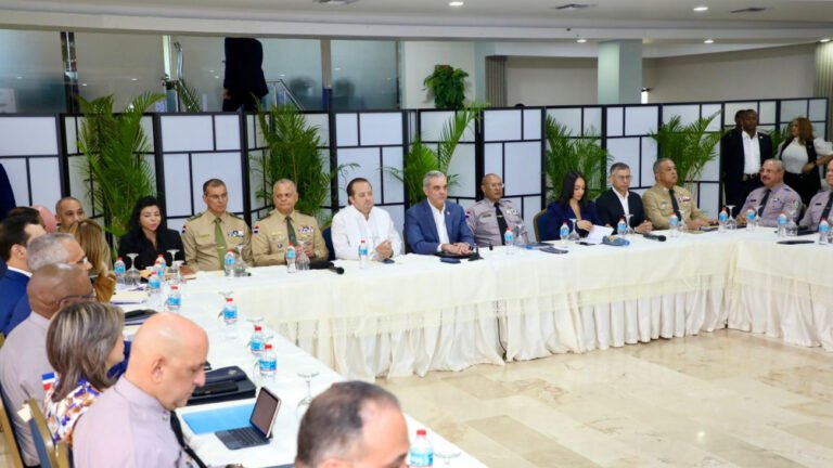 abinader da seguimiento a seguridad