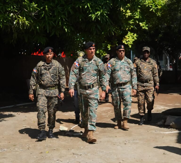 ejercito recorre frontera