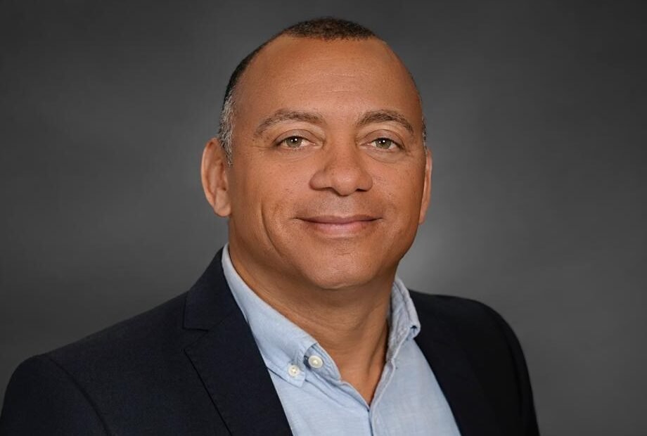 iskander santana