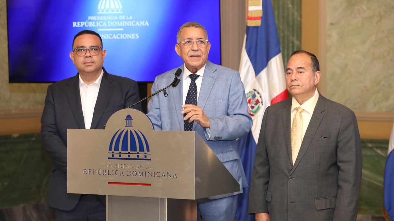 los tres voceros