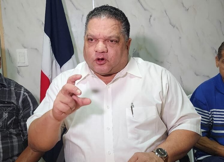 mario diaz con barriga