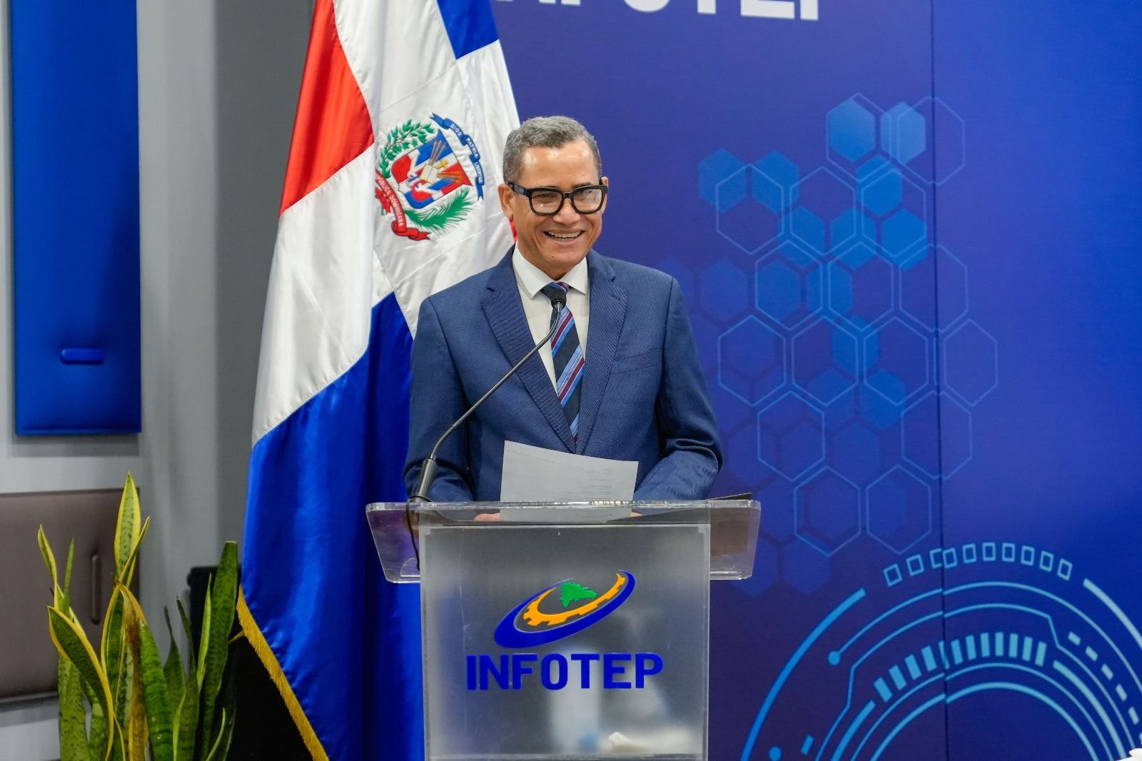 olivares en infotep