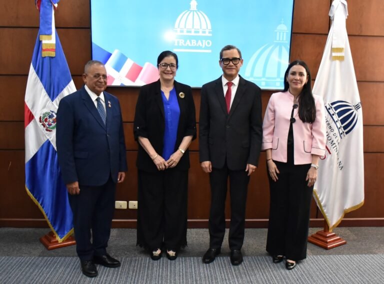 olivares juramenta a arlette