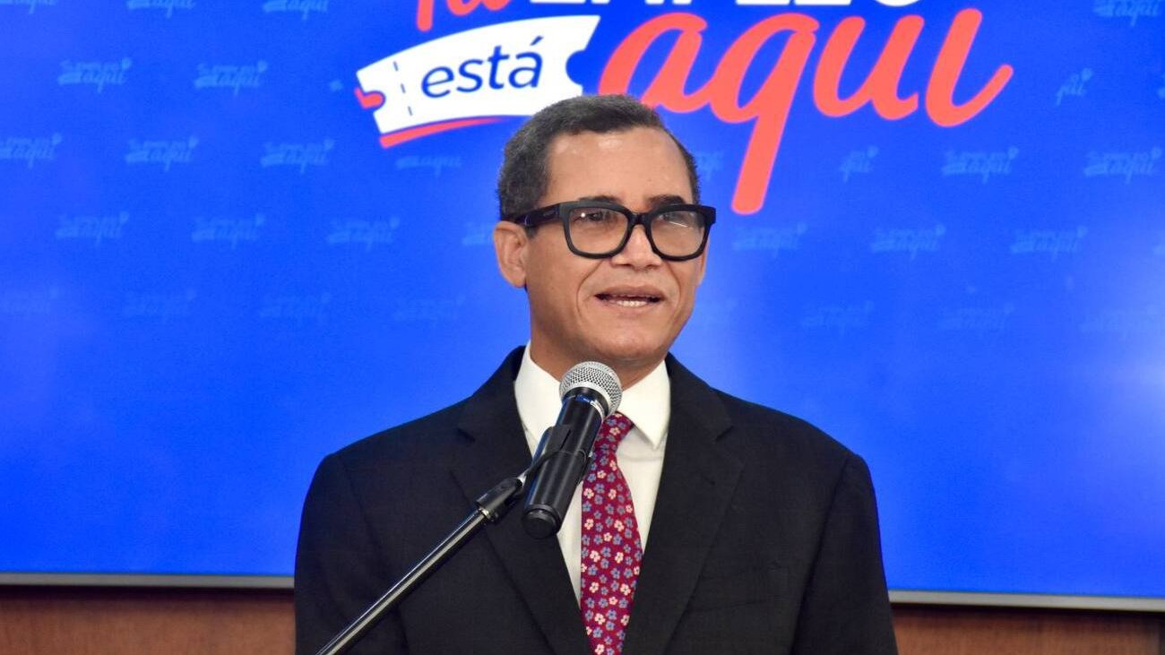Ministro de Trabajo Eddy