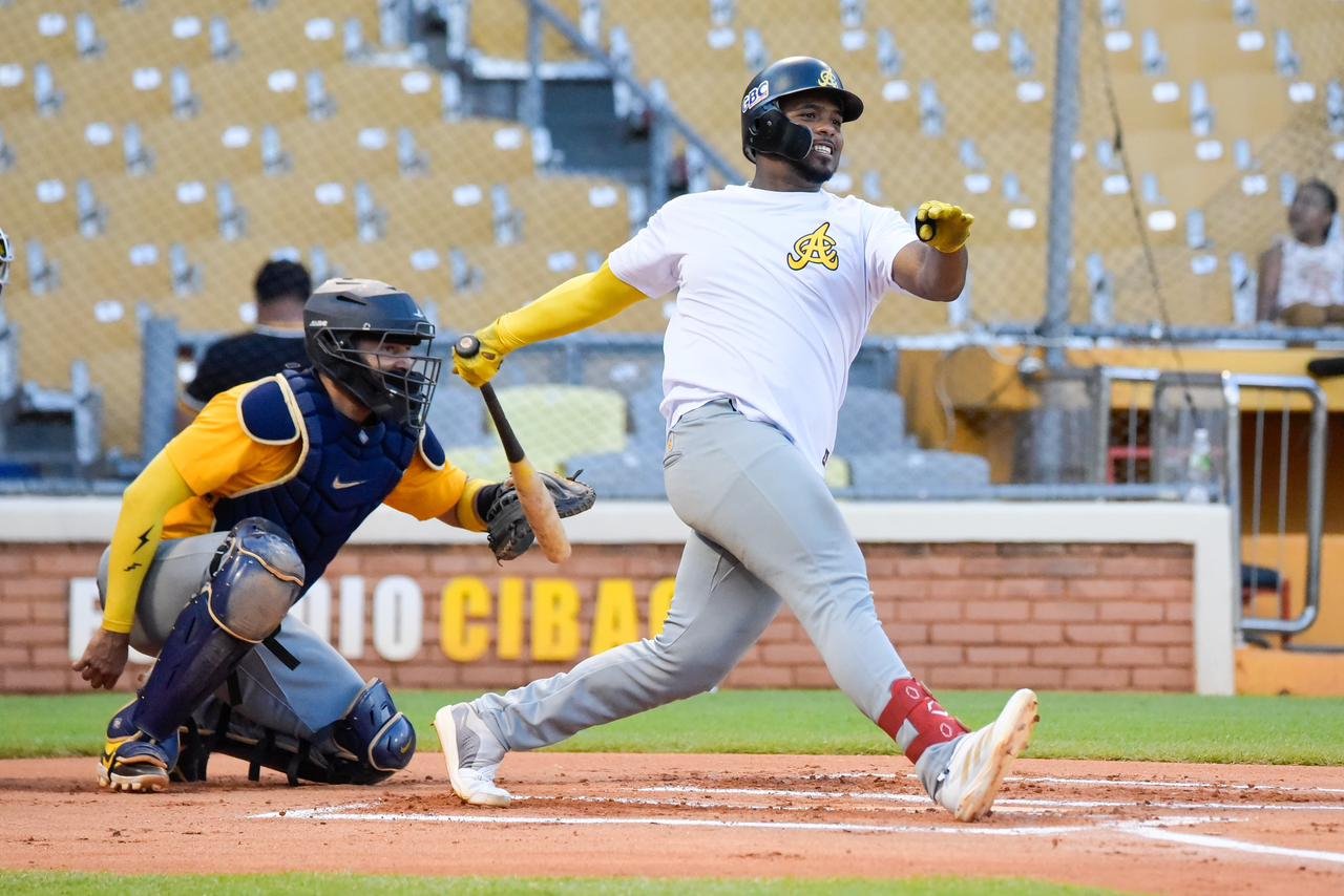aguilas vs gigantes