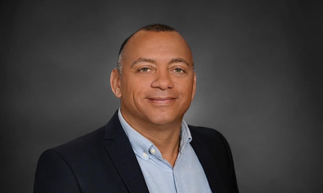iskander santana