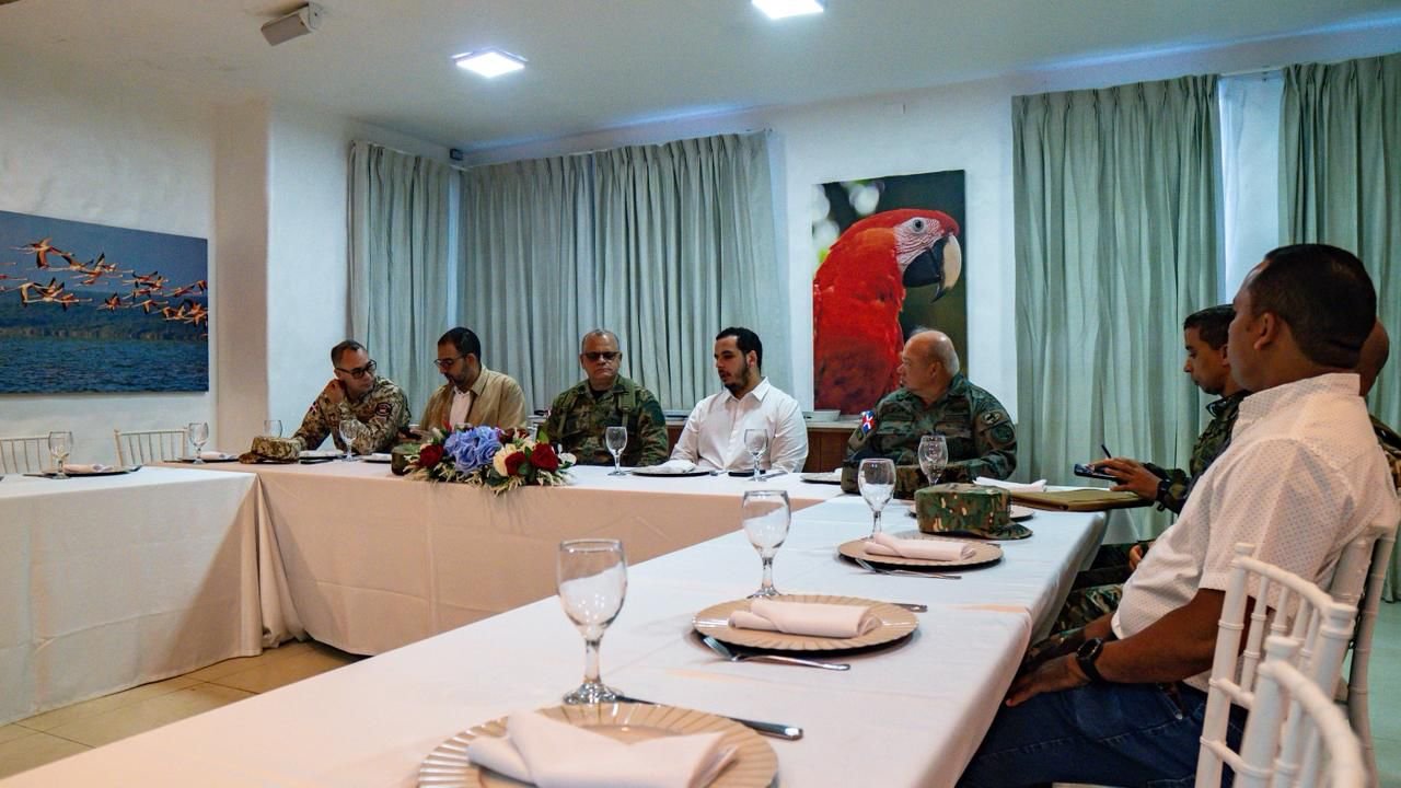 reunion de alto mando