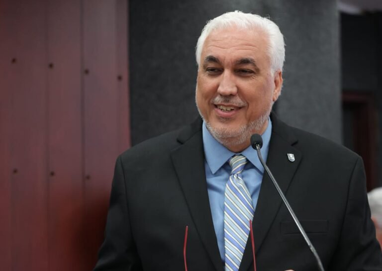 honor y causas de apec 2