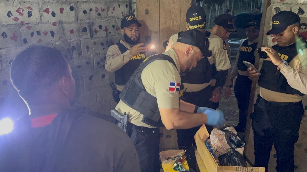 incautan drogas en sfm y cambita