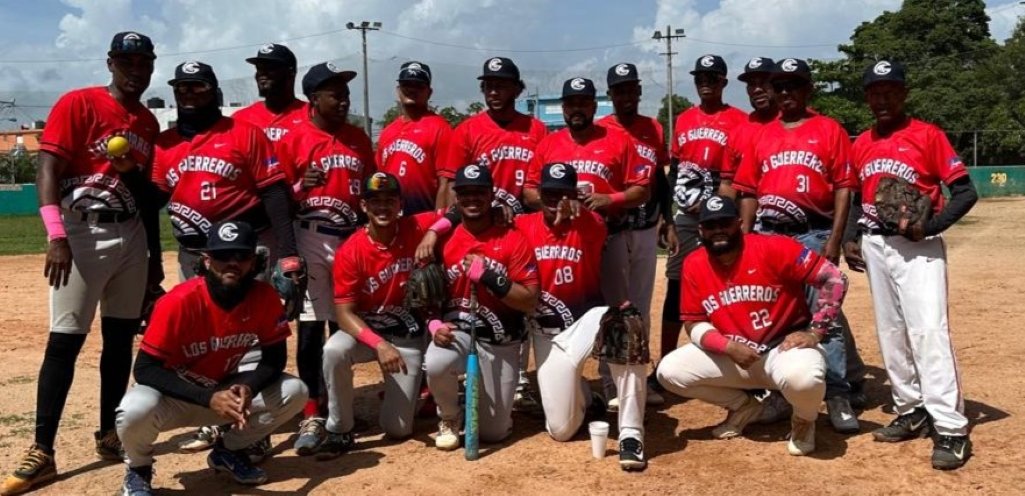 Los Guerreros, 9-12-25