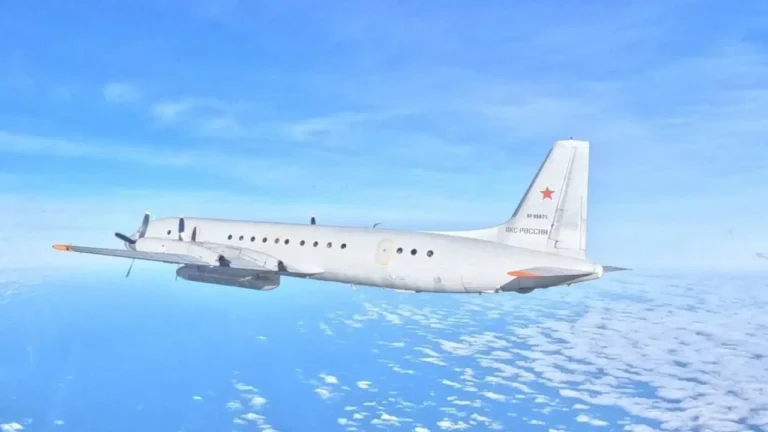 avion en mar baltico