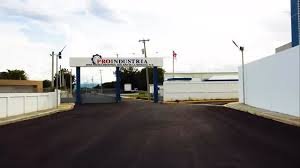 construyen dos naves industriales