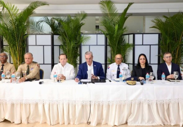 Foto web_1presidente da seguimiento a plan