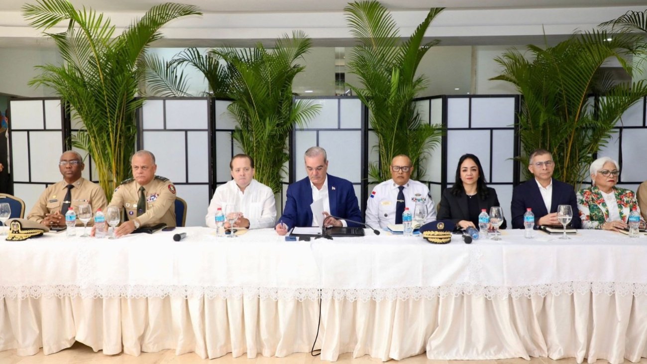 Foto web_1presidente da seguimiento a plan