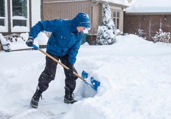 Multas y sanciones en NYC a propietarios viviendas y negocios por no retirar nieve