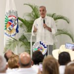 abinader becas loyola