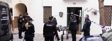 mata su padre y hiere su madre