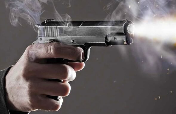 Desconocidos roban carro en Brooklyn con niño ..