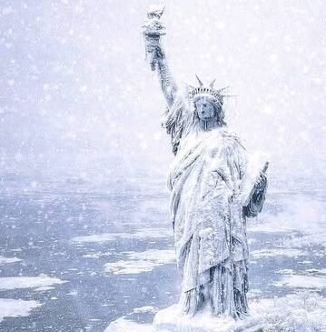 Tormenta de nieve paraliza NYC con 8.6 millones de habitantes; miles dominicanos afectados