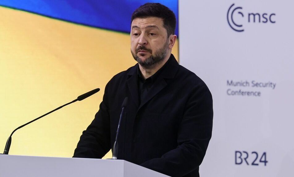 Zelenski en Múnich: "Dennos dos meses de alto el fuego e iremos a elecciones"