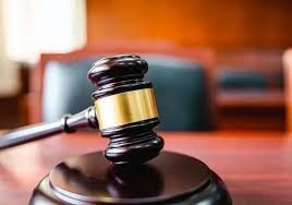 el martillo de la justicia