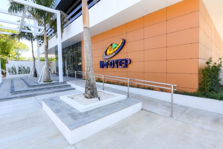infotep fachada