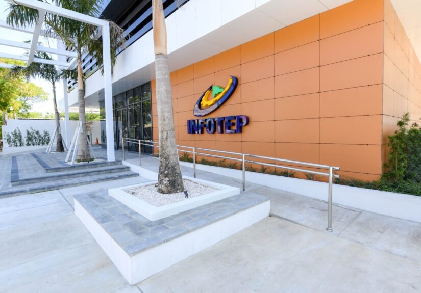 infotep fachada