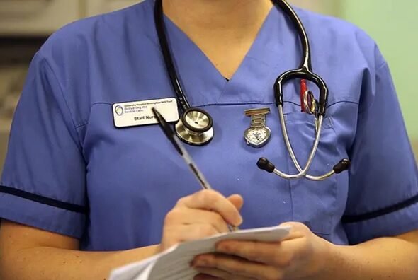 Cientos de dominicanos en NY serán excluidos del seguro médico Essential Plan