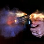 Hombre de 76 años mata a tiros a joven de 21 en edificio por música alta-1