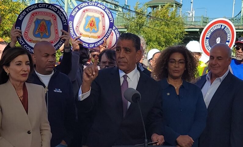 Caucus Progresista del Congreso y otras entidades apoyan la reelección de Adriano Espaillat