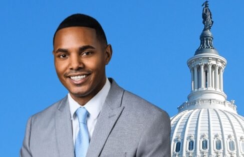 Torres presenta resolución proteger las familias del Bronx de tarifas engañosas al enviar dinero; dominicanos se beneficiarán