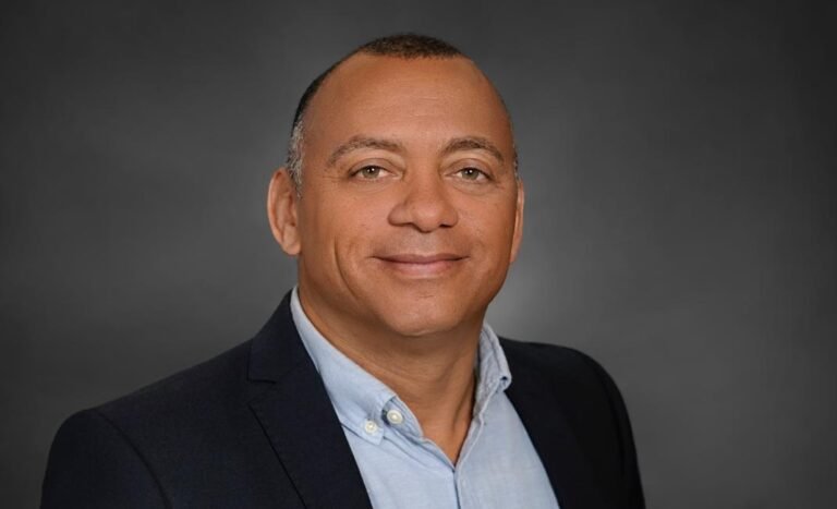 iskander santana