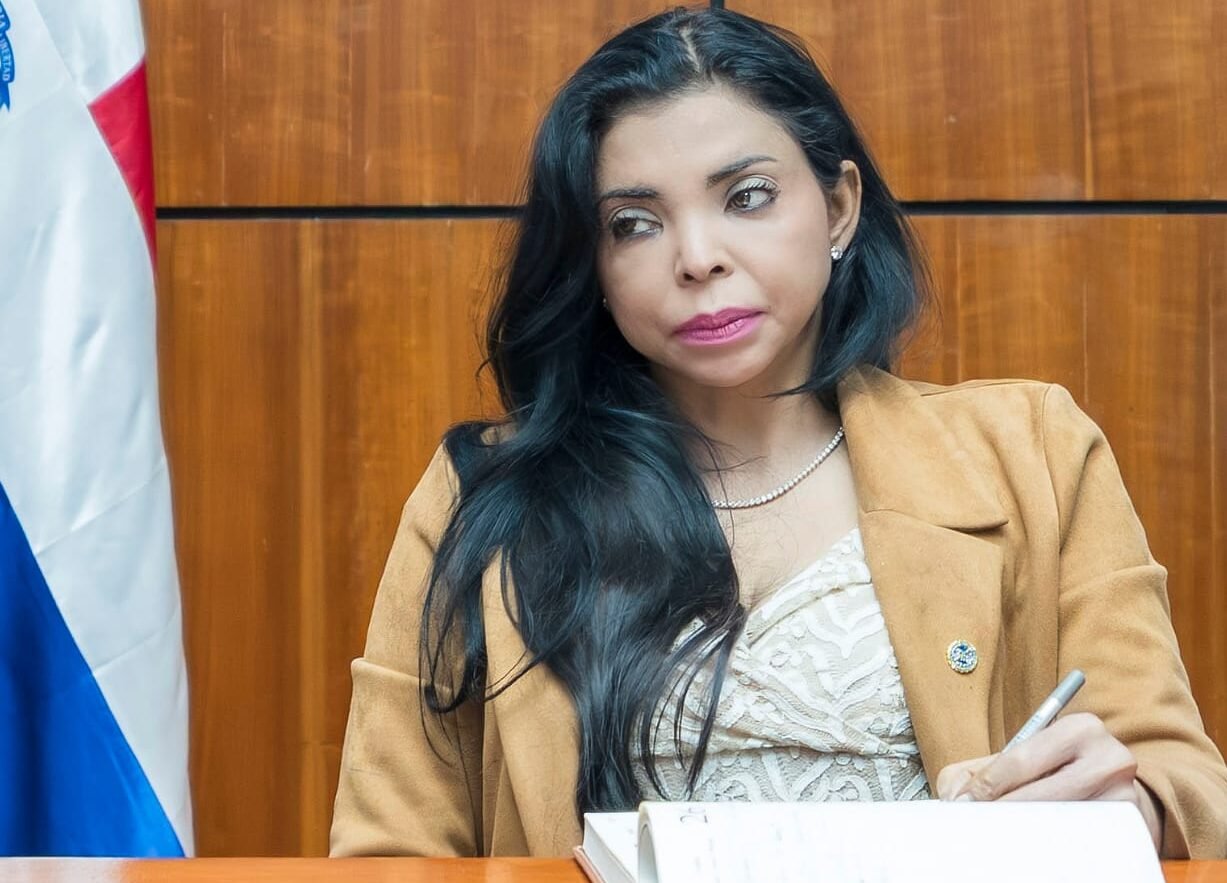 procuradora lamenta