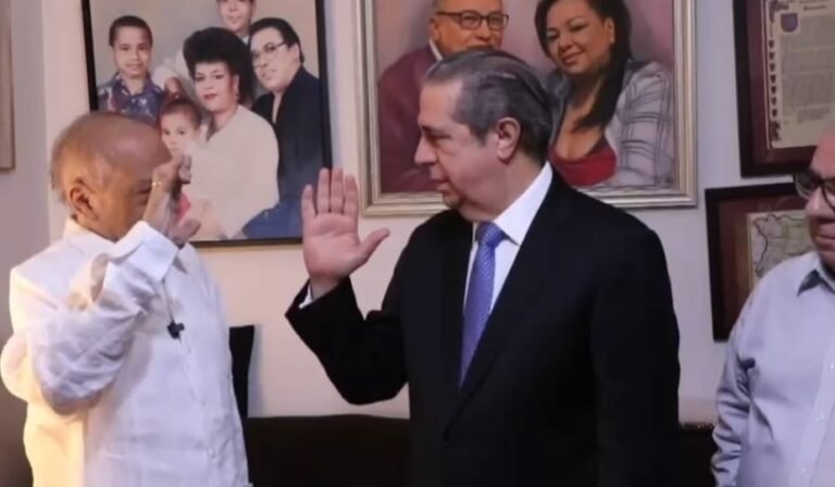 Exdiputado en NY José Fernández deja la FP para volver al PLD y apoyar a Javier García