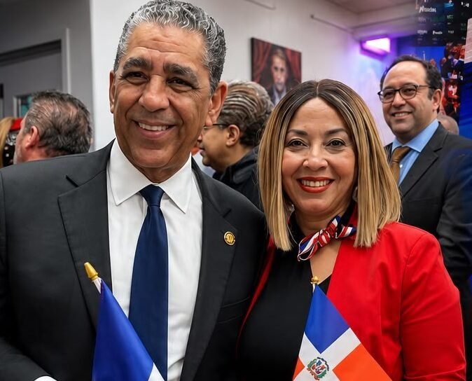 Exhorta a votar por Espaillat por defender la RD y a sus connacionales en el exterior