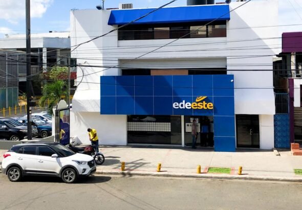 edeeste fachada