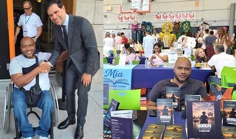 Ministro Roberto Salcedo impresionado con obra del escritor dominicano Julio Montero.