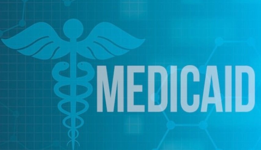NYC activa fondos para orientar a beneficiarios de Medicaid ante nuevas y estrictas exigencias