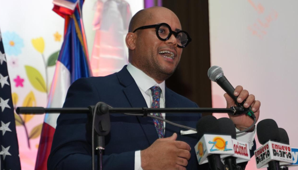 Ray Andújar expresa en NY que la cultura dominicana trasciende los límites geográficos