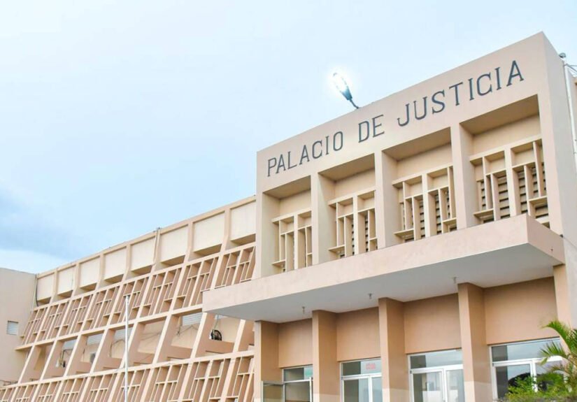 palacio de justicia montecristi