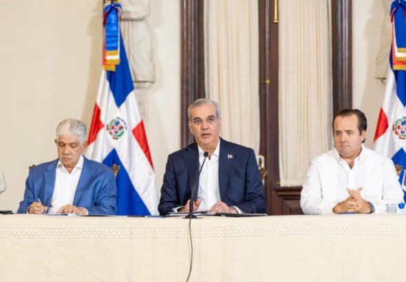 abinader contrato de aerodom