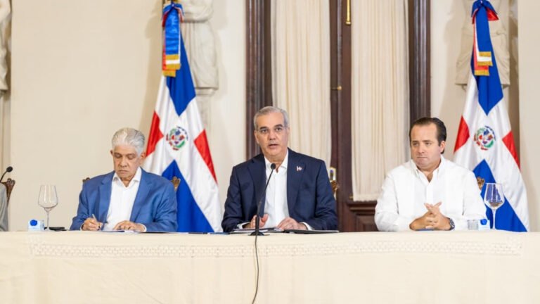 abinader contrato de aerodom