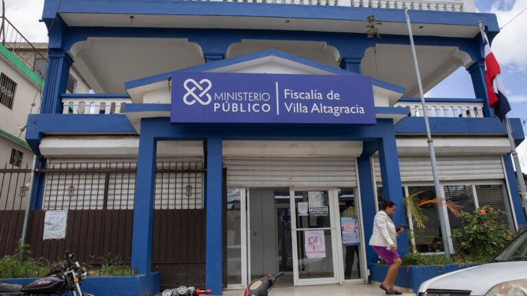 fiscalia de villa altagracia fachada