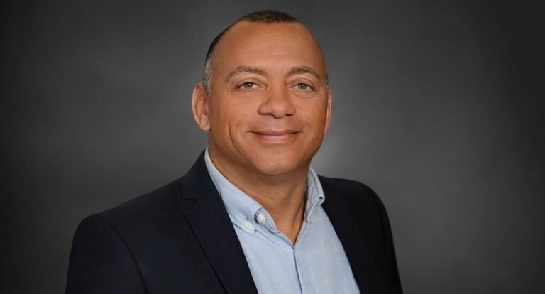 iskander santana