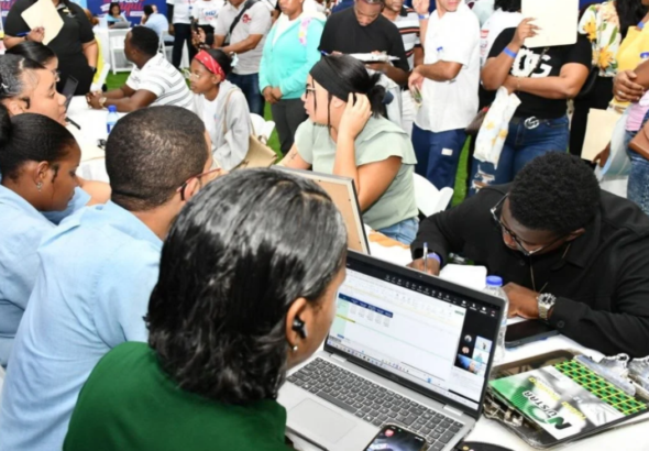 jornada de empleos la romana